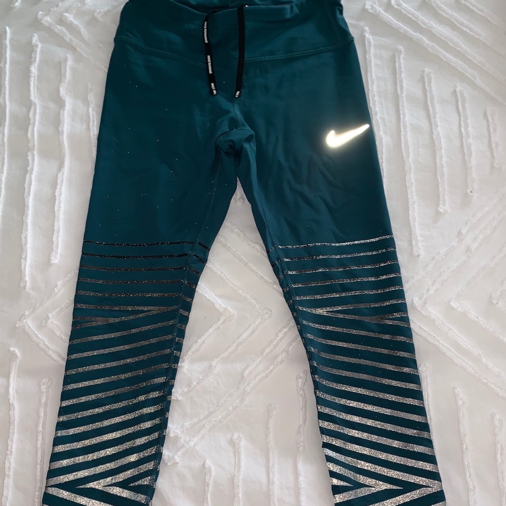 nike leggings